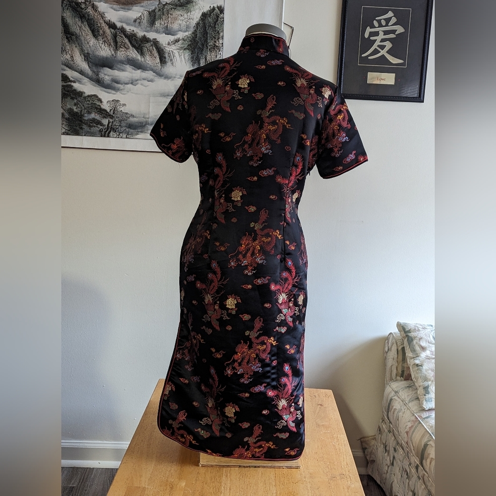 Handmade Oriental Dress - Picture 3 of 10